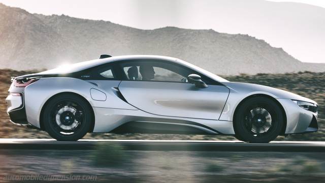 Dettaglio esterno della BMW i8 Coupe