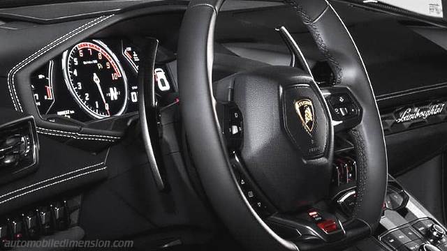 Interior detail of the Lamborghini Huracán Coupé