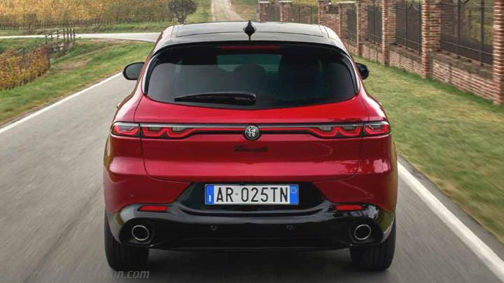 Alfa-Romeo Tonale 2026 boot space