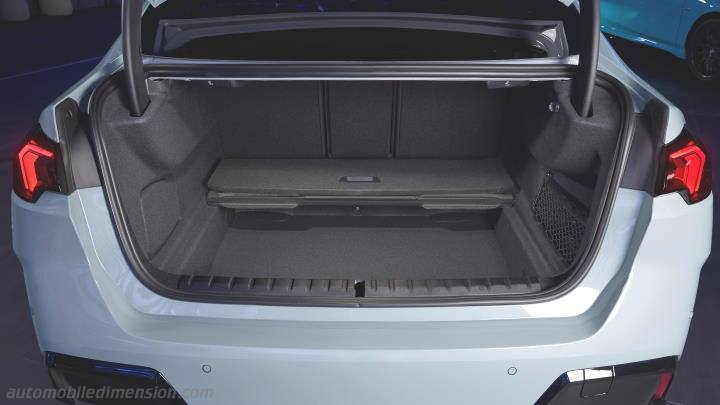 BMW 2 Gran Coupe 2025 boot space