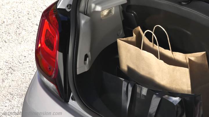 Citroen C1 2014 boot space