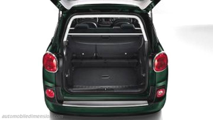 Fiat 500L Living 2013 boot space