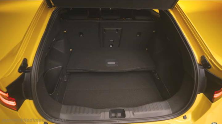 Ford Capri 2025 boot space