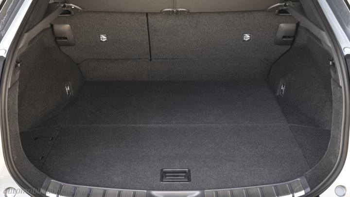 Lexus RZ 2026 boot space