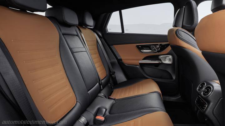 Mercedes-Benz GLC Coupé 2023 interior
