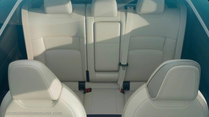 Nissan Leaf 2026 interior