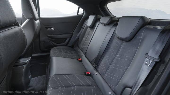 Opel Mokka 2025 interior
