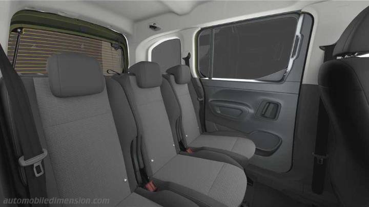 Toyota Proace City Verso Medium 2024 interior